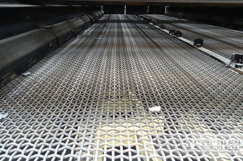 圓振動篩細節(jié) 圓振動篩細節(jié)